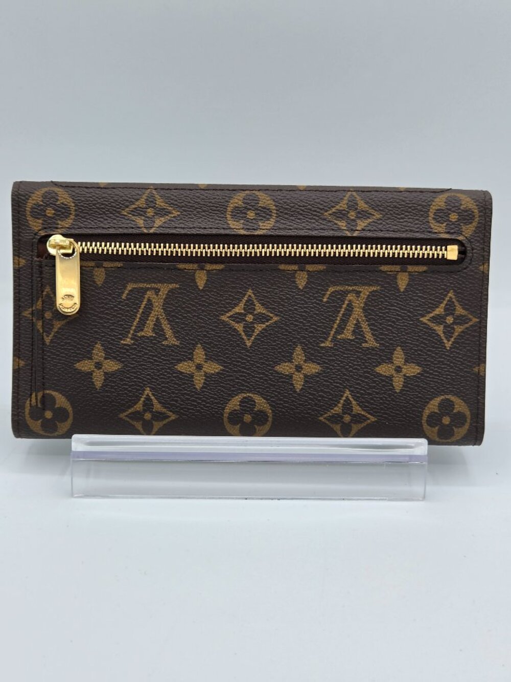 Louis Vuitton Monogram Eugenie Wallet | Monogram Canvas | Box & Dust Bag - Picture 5 of 12